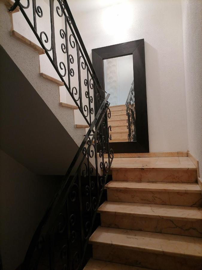 La Maison De Raph Villeneuve-dʼOlmes Exterior foto